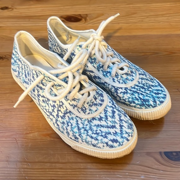 Startas Blue and Cream Lace Up‎ Sneakers size 40 or US 9 Made in Croatia - Picture 1 of 10